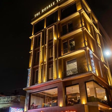 Poiisse Hotel โกลกาตา ภายนอก รูปภาพ
